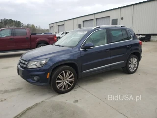 VOLKSWAGEN TIGUAN S S