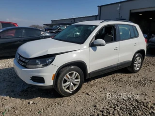 VOLKSWAGEN TIGUAN S S