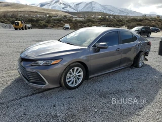 TOYOTA CAMRY LE LE