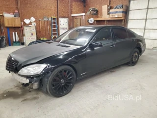 MERCEDES-BENZ S 550 550