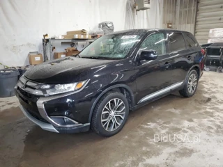 MITSUBISHI OUTLANDER SE