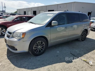 DODGE GRAND CARA SXT