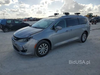 CHRYSLER PACIFICA T TOURING L