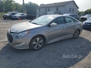 HYUNDAI SONATA HYB HYBRID