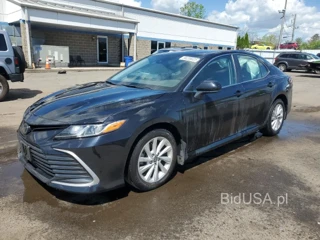 TOYOTA CAMRY LE LE