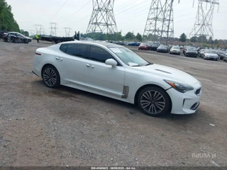 KIA KIA STINGER PREMIUM