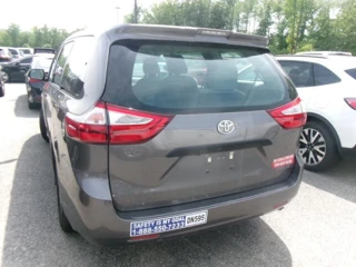 TOYOTA TOYOTA SIENNA L