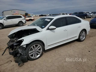 VOLKSWAGEN PASSAT SEL SEL PREMIUM