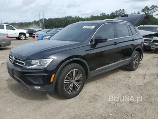 VOLKSWAGEN TIGUAN SE SE