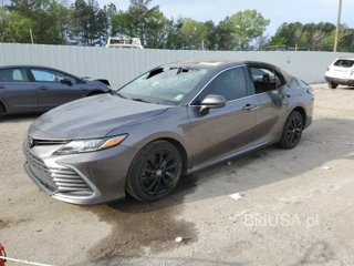 TOYOTA CAMRY LE LE