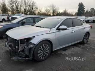 NISSAN ALTIMA SV SV