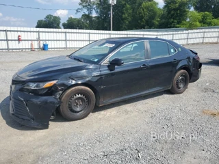 TOYOTA CAMRY LE LE