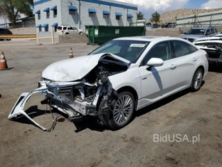 TOYOTA AVALON LIM LIMITED