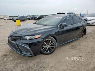 TOYOTA CAMRY SE SE