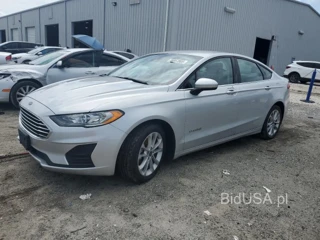 FORD FUSION SE SE