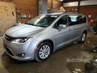 CHRYSLER PACIFICA T TOURING L