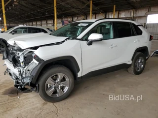 TOYOTA RAV4 XLE XLE