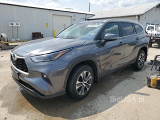TOYOTA HIGHLANDER HYBRID XLE