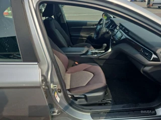 TOYOTA TOYOTA CAMRY HYBRID LE