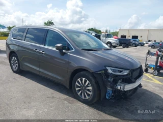 CHRYSLER CHRYSLER PACIFICA HYBRID TOURING L