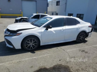 TOYOTA CAMRY SE SE