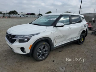 KIA SELTOS LX LX