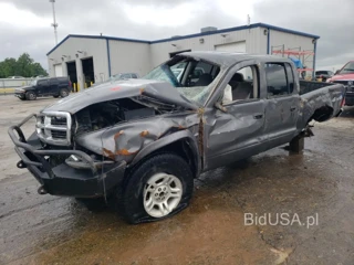 DODGE DAKOTA QUA QUAD SLT