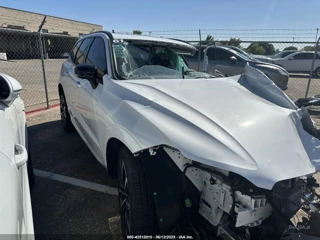 VOLVO VOLVO XC60 B5 PLUS DARK THEME