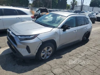TOYOTA RAV4 XLE XLE