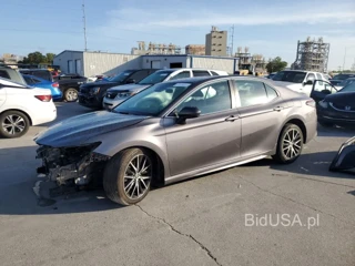 TOYOTA CAMRY SE SE