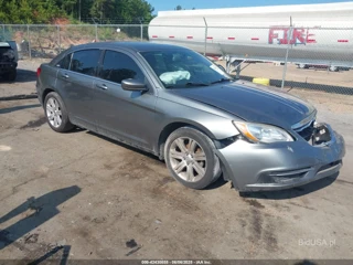 CHRYSLER CHRYSLER 200 TOURING