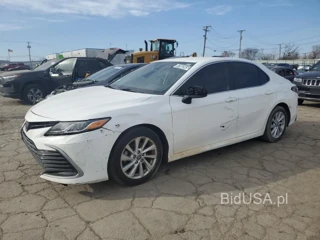 TOYOTA CAMRY LE LE
