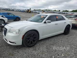 CHRYSLER 300C
