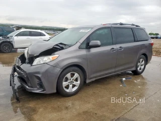 TOYOTA SIENNA LE LE