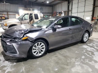 TOYOTA CAMRY LE LE
