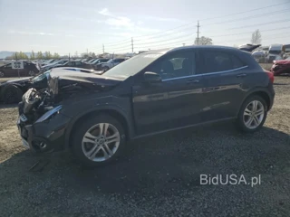 MERCEDES-BENZ GLA 250 4M 250 4MATIC