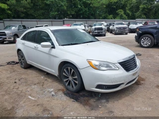CHRYSLER CHRYSLER 200 TOURING