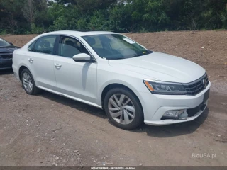 VOLKSWAGEN VOLKSWAGEN PASSAT 2.0T SE