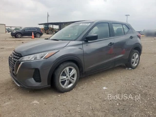 NISSAN KICKS S S