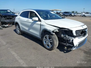 MERCEDES-BENZ MERCEDES-BENZ GLA 250 4MATIC