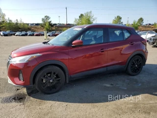 NISSAN KICKS SV SV