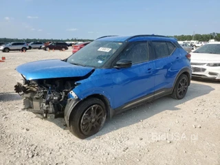 NISSAN KICKS SR SR