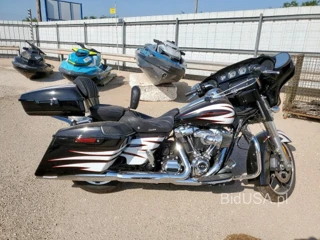 HARLEY-DAVIDSON FLHXS STRE STREET GLIDE SPECIAL