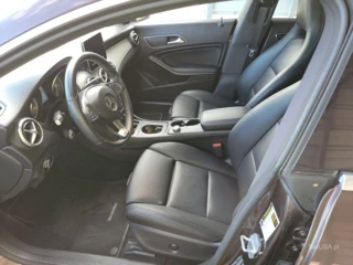 MERCEDES-BENZ MERCEDES-BENZ CLA 250