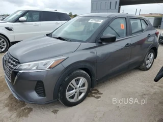 NISSAN KICKS S S