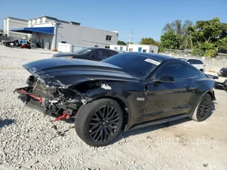 FORD MUSTANG GT GT