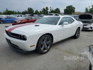DODGE CHALLENGER SXT