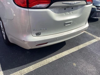 CHRYSLER CHRYSLER PACIFICA TOURING
