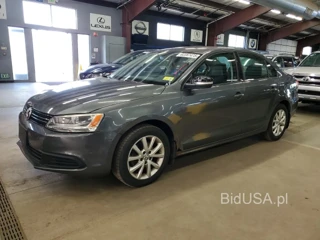 VOLKSWAGEN JETTA SE SE