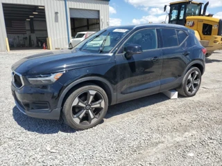 VOLVO XC40 T4 MO T4 MOMENTUM